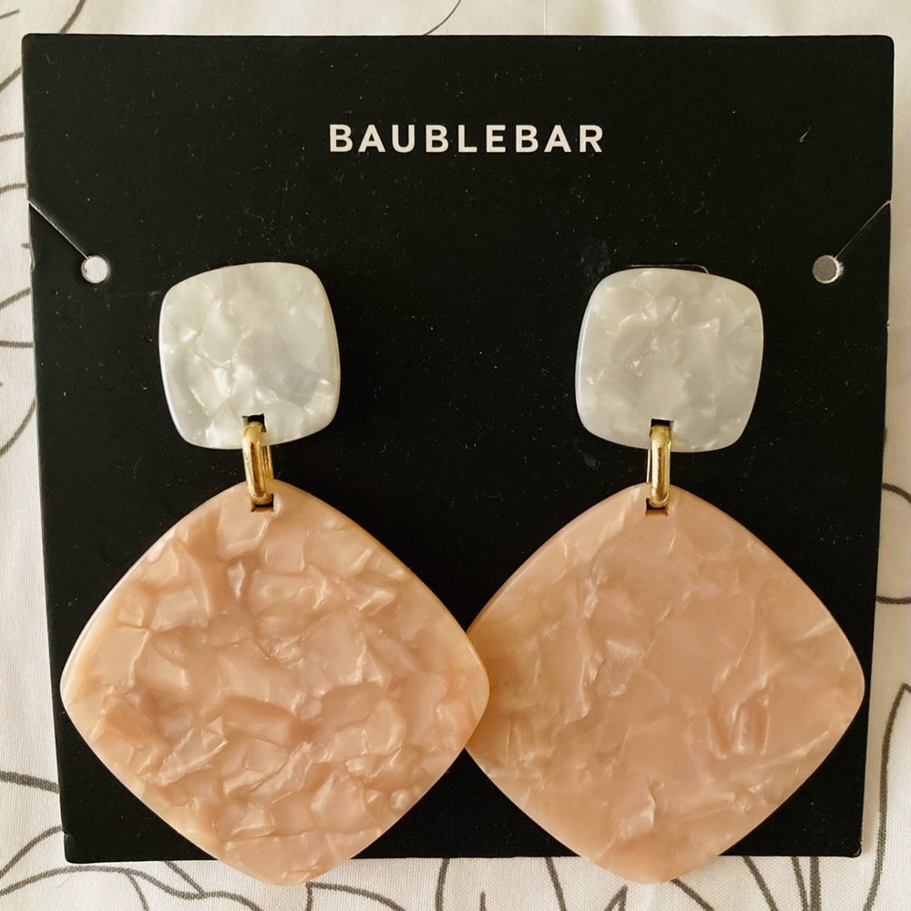 BaubleBar Avide Resin Drop Earrings | NWT